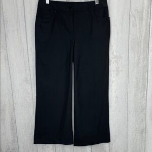 Lululemon City Chic wide leg pant.